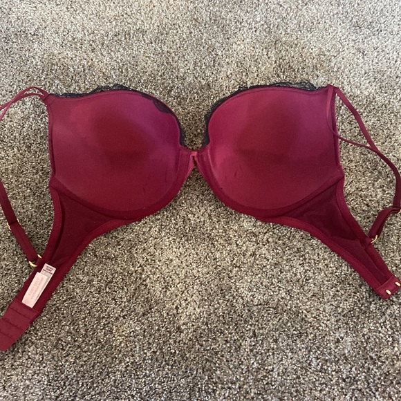 Victoria’s Secret Very Sexy push up bra- 34DD - Picture 3 of 10